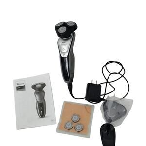 Phillips Norelco S5675 Series5000 Rechargeable WetDry Shaver Charger Accessories